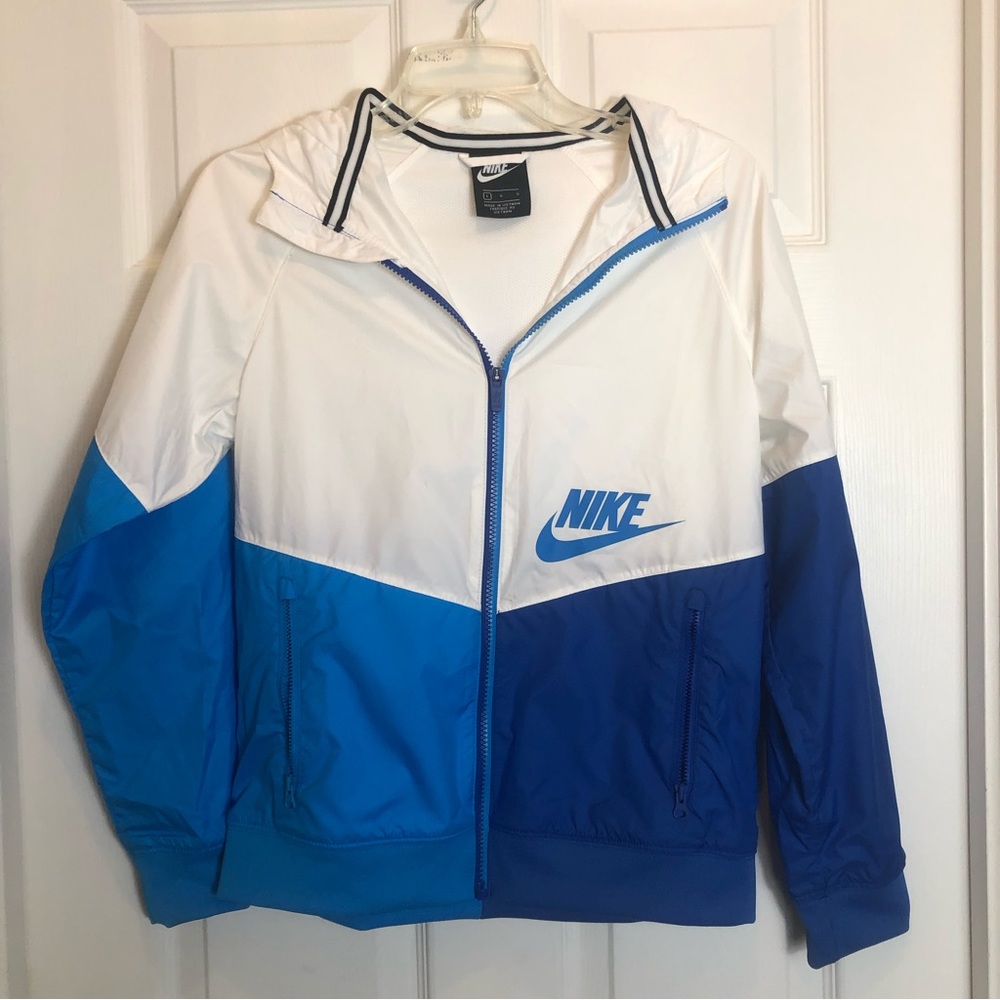 Nike Windrunner Girl’s Hooded Jacket  Size L